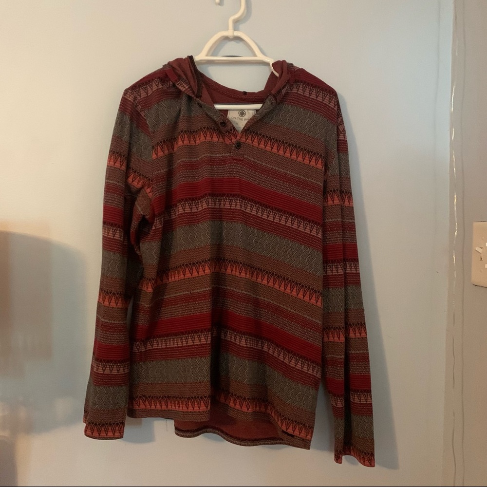 Hooded long sleeve shirt